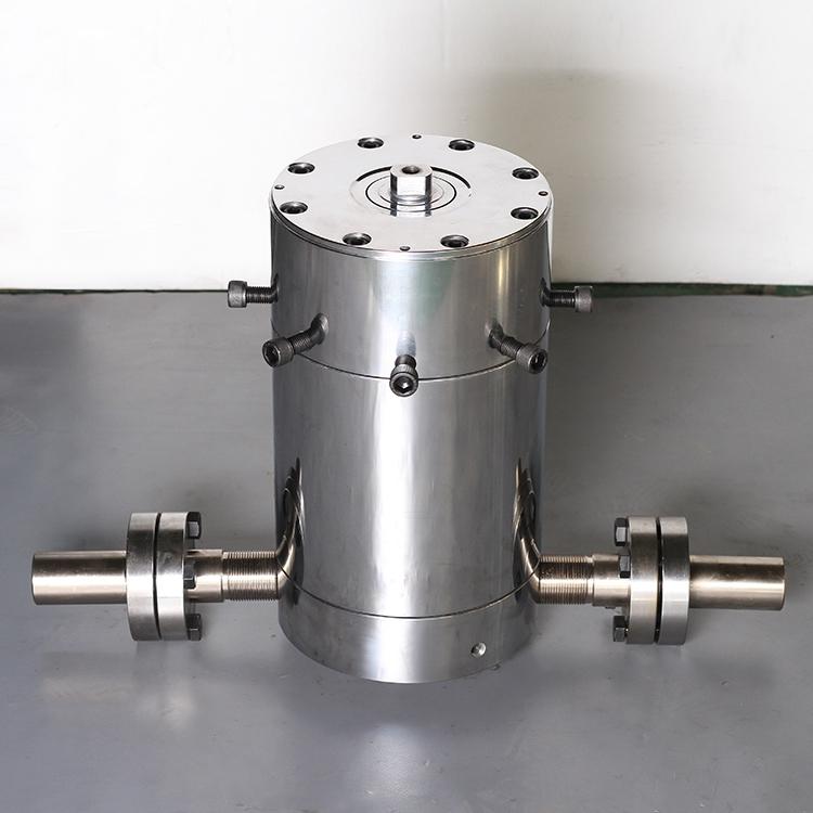 Die Head Structure and Material Selection